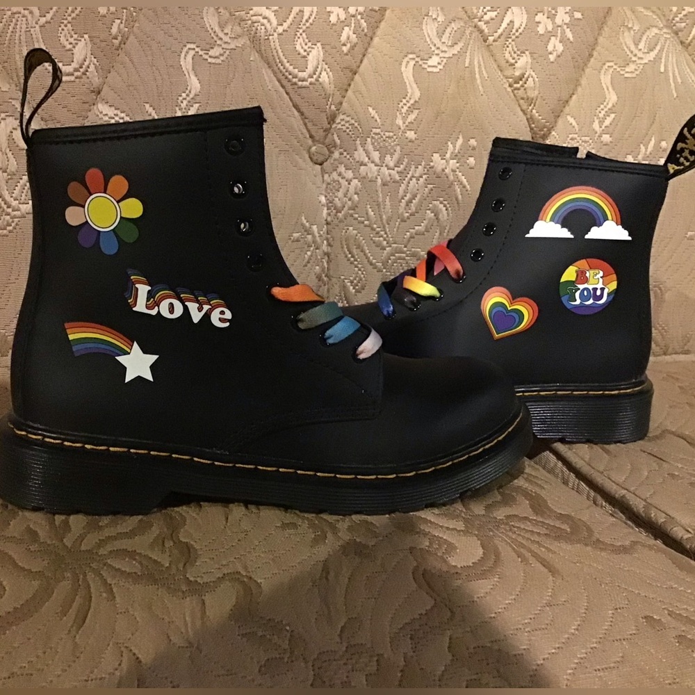 Kids size 4 boys or 5 girls never worn pride doc martens